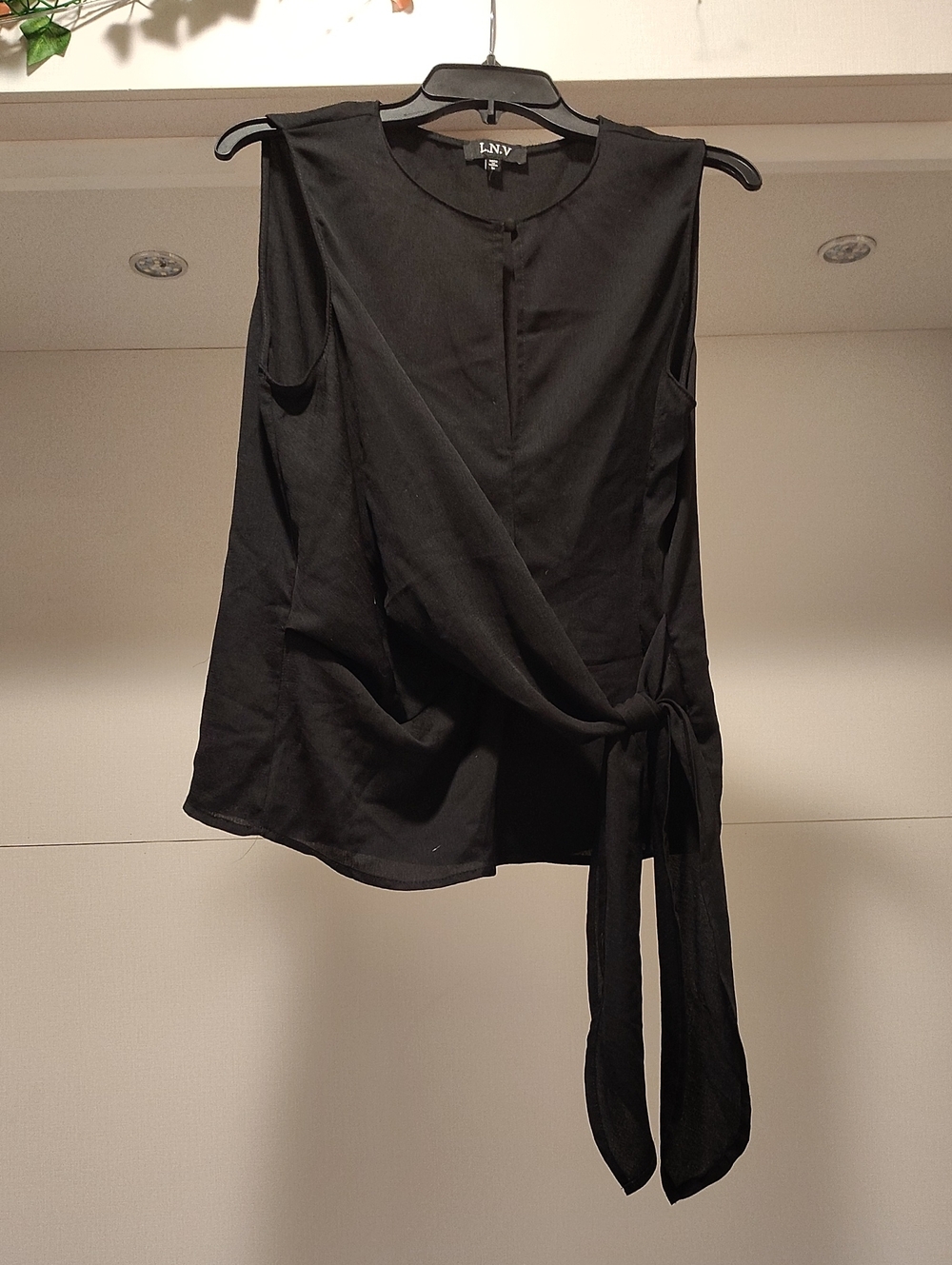 Black Wrap Tie Blouse Sleeveless Top Medium